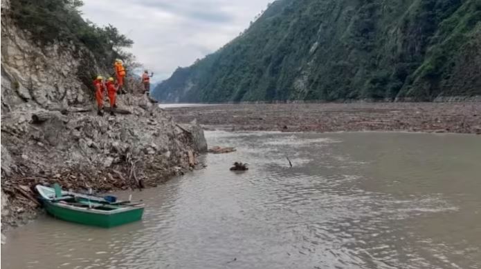 हिमाचल: बाढ़ और भूस्खलन से अब तक 31 लोगों की मौत