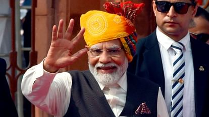 लाल किले पर लगातार 11वां ध्वजारोहण: पीएम मोदी डॉ. मनमोहन सिंह को छोड़ेंगे पीछे