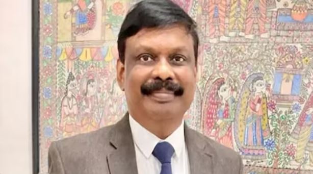 बिहार के 8000 प्राइवेट स्कूलों पर एक्शन की तैयारी; हर रोज लगेगा 10000 रुपये जुर्माना