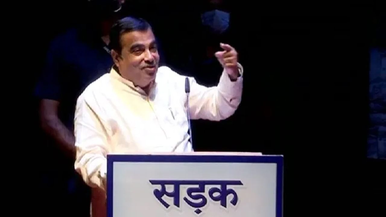 युद्ध, आतंकवाद, नक्सलवाद से भी अधिक जानें सड़क हादसों में गईं: गडकरी