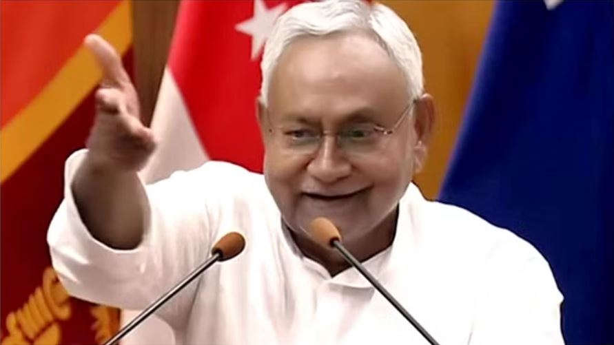 बिहार के सीएम नीतीश कुमार को बम से उड़ाने की धमकी देने वाला बंगाल से गिरफ्तार