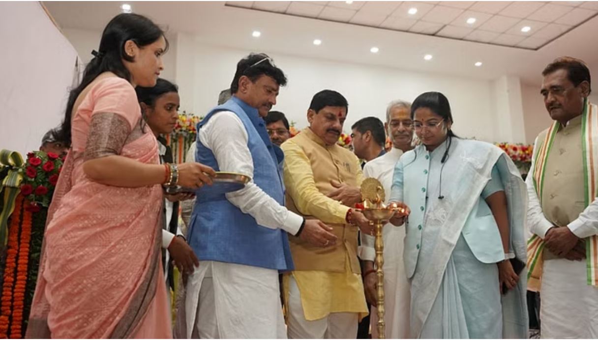 एमपी: सीएम डॉ यादव ने लाड़ली बहनों के लिए गाया गाना