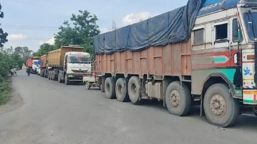 रायगढ़ में हादसा: साइकिल सवार महिला को ट्रेलर ने कुचला