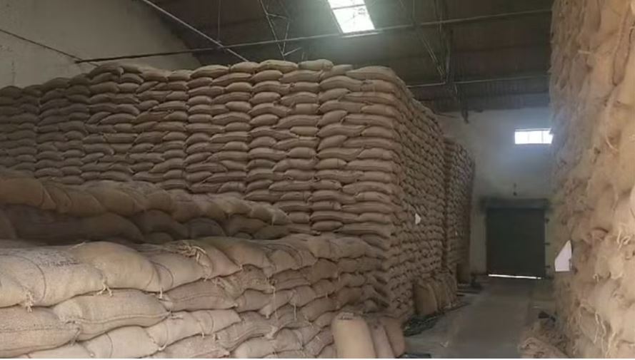 राइस मिलरों पर गिरी गाज: खाद्य विभाग ने 8700 कुंतल चावल किए रिजेक्ट