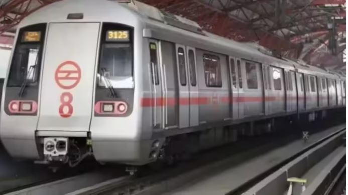 दिल्ली मेट्रो ने रचा इतिहास, सिर्फ 5 माह में तैयार हुई सुरंग
