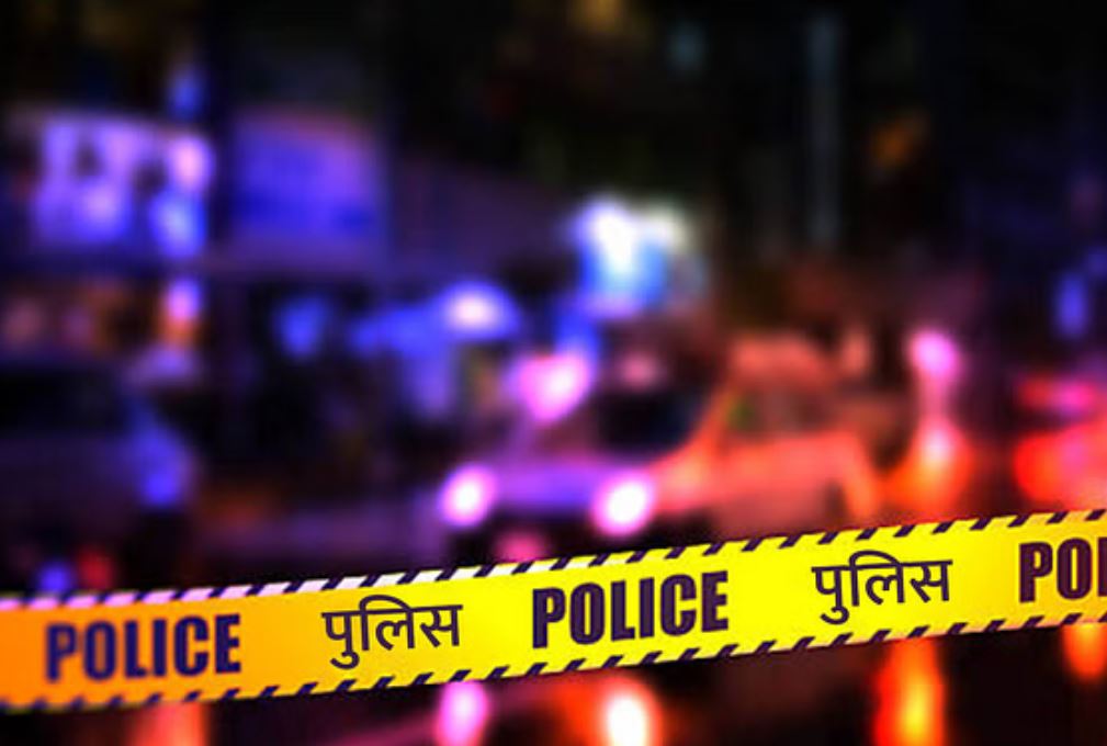 ठाणे में इमारत की पांचवी मंजिल से बच्ची पर गिरा पालतू कुत्ता, लड़की की मौत