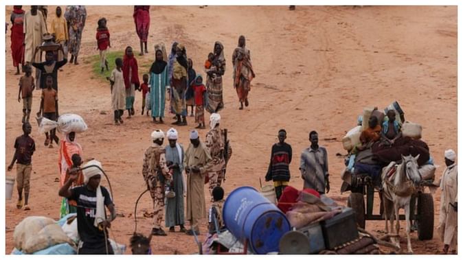 सूडान के अर्द्धसैनिक बल के जवानों ने गांव वालों पर की अंधाधुंध फायरिंग, 85 लोगों की मौत की खबर