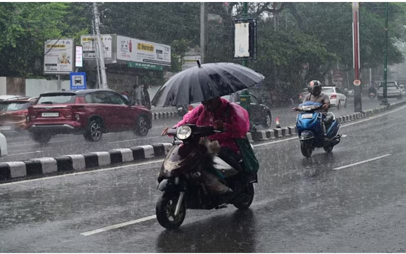 देहरादून समेत कई जिलों में भारी बारिश का ऑरेंज अलर्ट