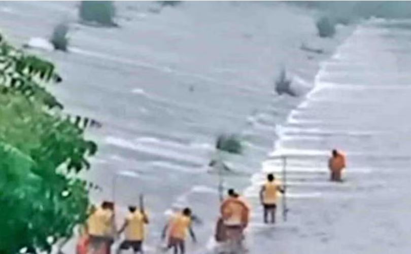 जयपुर: ओवरफ्लो हुए कानोता बांध में 5 युवक बहे, रील बनाने के चक्कर में हादसा