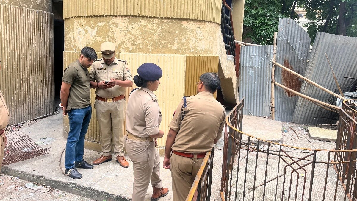 लखनऊ विधायक आवास परिसर में मिला युवक का शव, शरीर पर मिले चोट के निशान