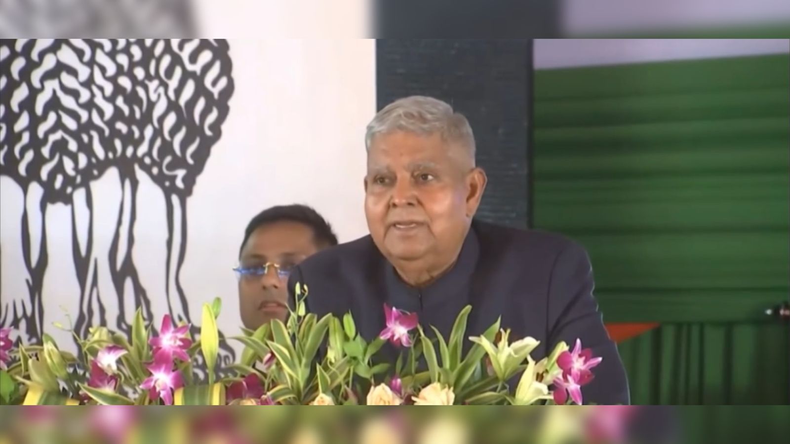 उपराष्ट्रपति धनखड़ ने गोरखपुर में सैनिक स्कूल का उद्घाटन किया