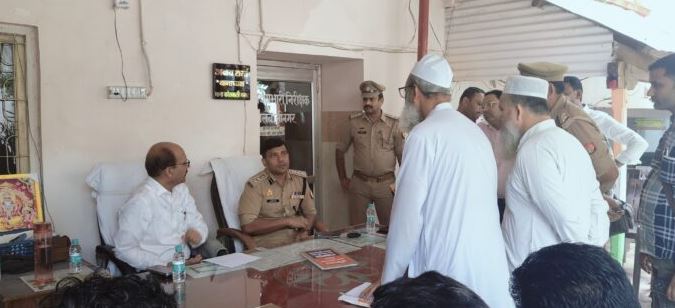 मुजफ्फरनगर में डीएम-एसएसपी ने सुनी जनता की जनसमस्याएं