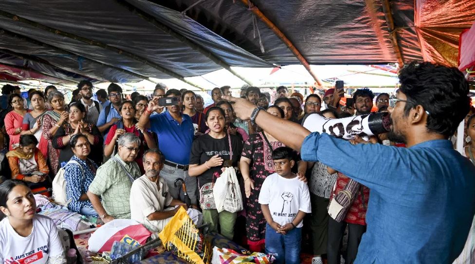 बैठक की रिकॉर्डिंग होगी, डॉक्टरों की बंगाल सरकार के सामने शर्त