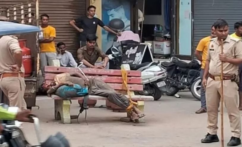 मुजफ्फरनगर: राह चलते लोगों को अचानक दाैड़कर काटने लगा युवक