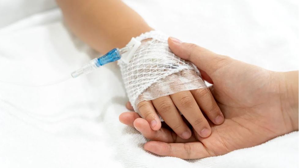 सूरत: पानी समझकर डीजल पी गई बच्ची, मौत