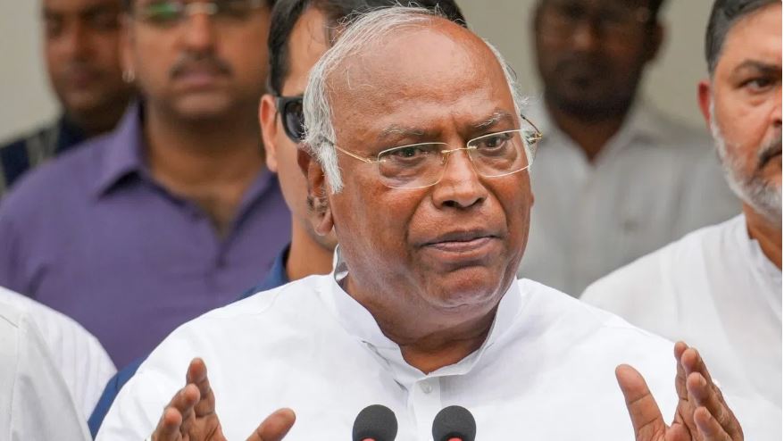 आरएसएस और बीजेपी नहीं कराना चाहते जातिगत जनगणना: खरगे