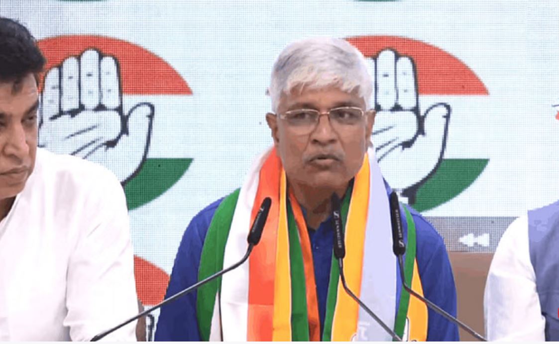 आप को बड़ा झटका: कांग्रेस के 'हाथ' के साथ हुए राजेंद्र पाल गौतम