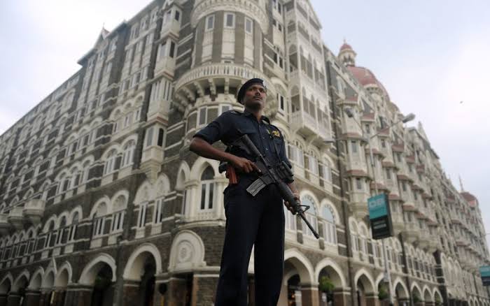 नवरात्र पर मुंबई को दहलाने की साजिश…पुलिस ने किया अलर्ट जारी