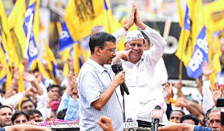 मंडी-डबवाली में केजरीवाल का रोड शो, 'मैं टूटा नहीं क्योंकि हरियाणे का छोरा हूं'