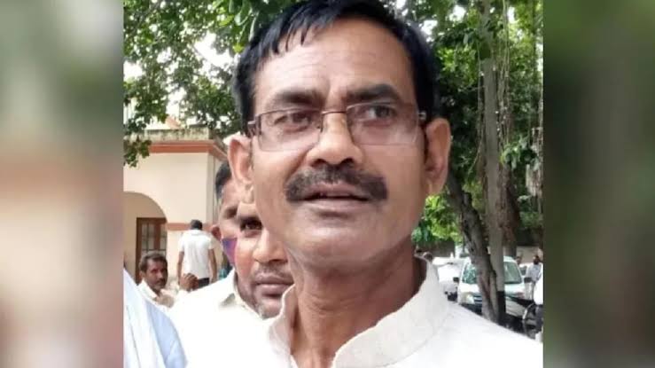कोई जूस या खाने-पीने के सामान में थूके तो जूते मारो: विक्रम सैनी