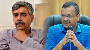 आप में सिर्फ केजरीवाल हैं, बाकी नौकर हैं… कम नहीं हो रहे संदीप दीक्षित के हमले