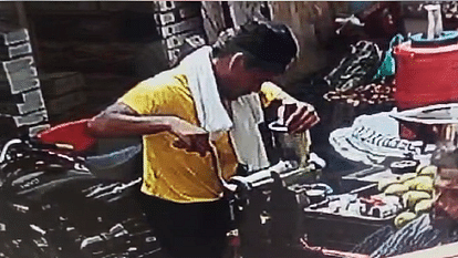 शामली: जूस बनाते समय उसमें थूका, पुलिस ने आरोपी को पकड़ा