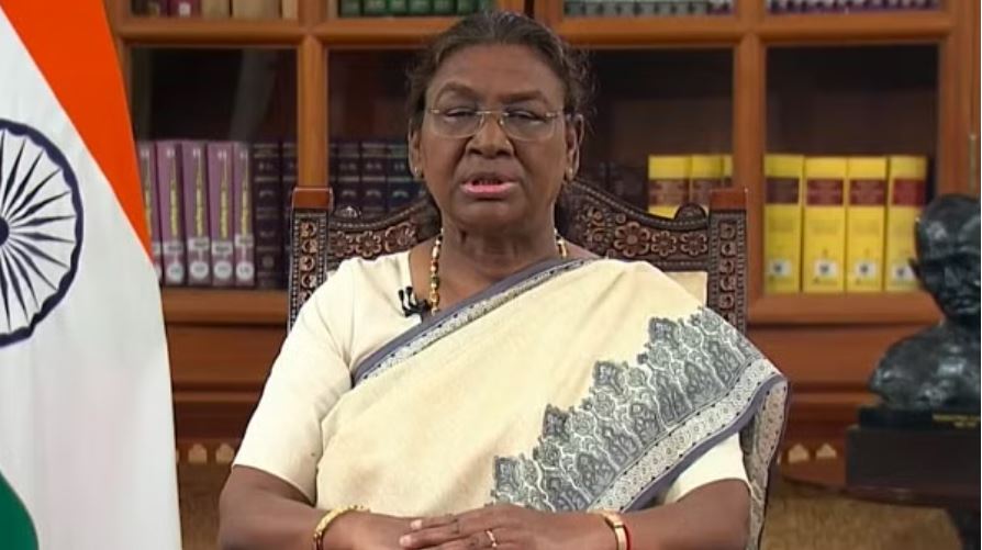 राष्ट्रपति 19 सितंबर को इंदौर दीक्षांत समारोह में होंगी शामिल