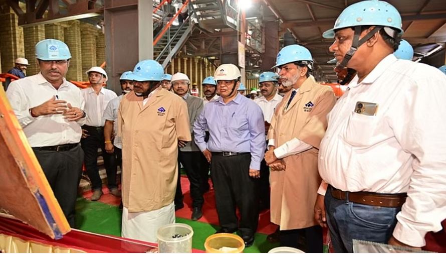 भिलाई स्टील प्लांट: केन्द्रीय इस्पात मंत्री एचडी कुमारस्वामी का दौरा