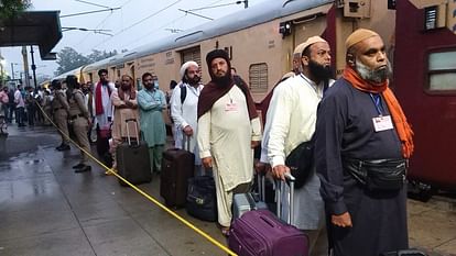 कड़ी सुरक्षा के बीच पिरान कलियर पहुंचा पाकिस्तान के 81 जायरीनों का जत्था