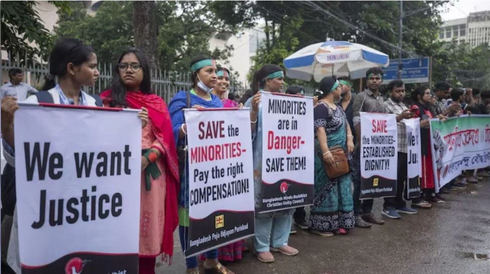 बांग्लादेश हिंसा: 40 अल्पसंख्यकों को इस्तीफा देने के लिए किया मजबूर