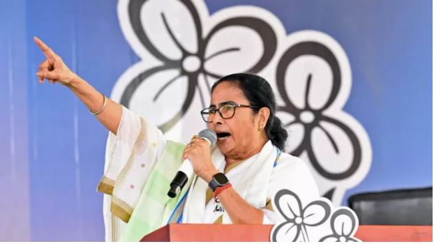 ममता की पार्टी ने मानी गलती, पीड़िता के पिता को फोन कर बोले टीएमसी नेता- हमसे हुई भूल