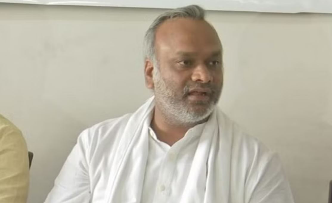 खरगे परिवार के ट्रस्ट को जमीन आवंटन पर राज्यपाल ने सरकार से मांगा जवाब