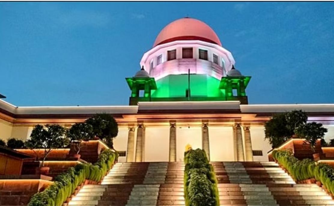 'एक सरकार कानून बनाए, दूसरी खत्‍म करे तो...', सुप्रीम कोर्ट ने सरकार को खरी-खोटी सुनाई