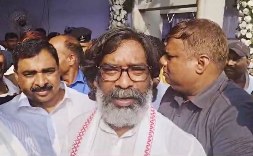 झारखंड सीएम सोरेन ने पूर्णिया सांसद के पिता को दी श्रद्धांजलि