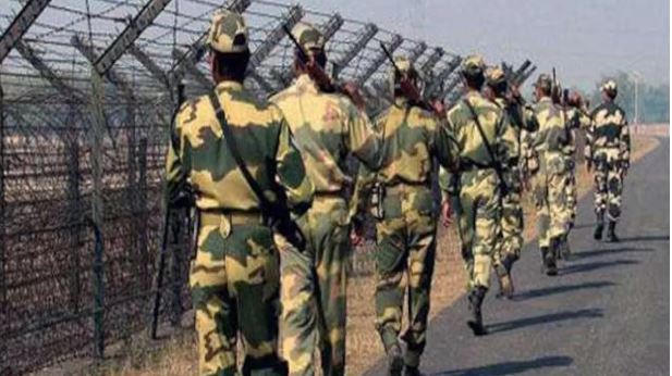 महिला से मिलने पाकिस्तान जा रहा था युवक, पुलिस ने गुजरात सीमा पर पकड़ा