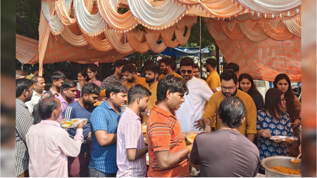क्लिक टू कमिशन द्वारा नोएडा में भव्य भंडारे का आयोजन