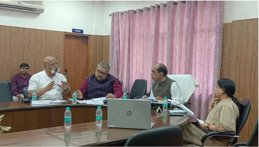 उत्तराखंड में नाै नवंबर को लागू होगा यूसीसी, एक हफ्ते में सीएम को रिपोर्ट साैंपेगी कमेटी