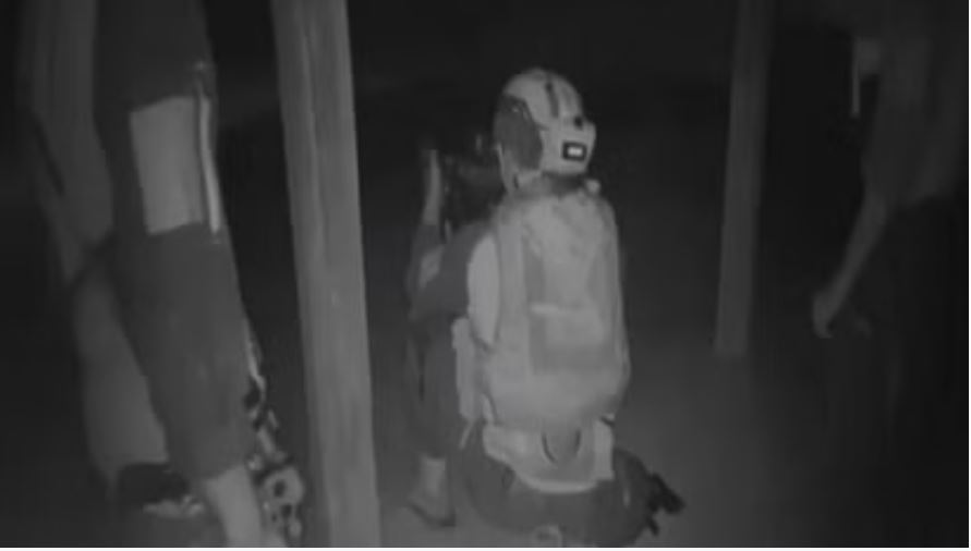 इस्राइल पर ईरान का मिसाइल हमला, आईआरजीसी बोला- नेताओं की हत्या का बदला लिया