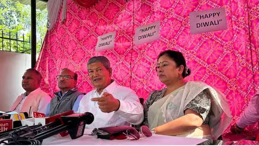 उत्तराखंडी पकवानों से हरीश रावत ने लगाया सियासी तड़का...बोले-मैं 'गड्ढा इंस्पेक्टर' हो गया हूं