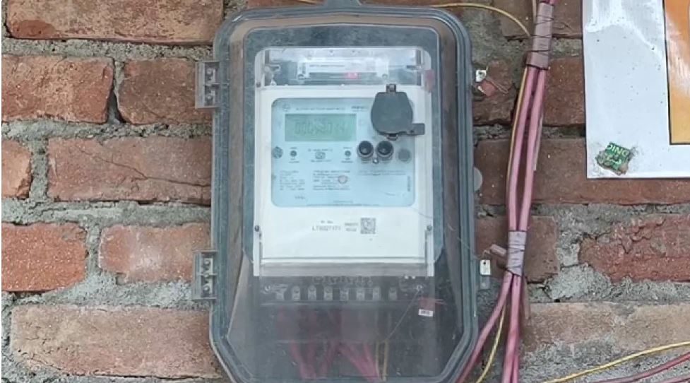 'स्मार्ट मीटर नहीं तो अंधेरा सही'... नालंदा में 90 घरों की बत्ती गुल