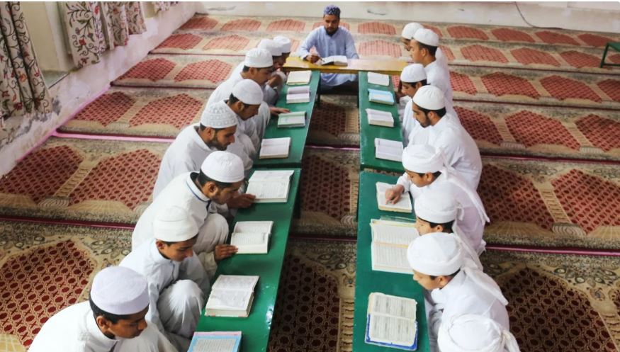 योगी सरकार की रडार पर बहराइच के 495 मदरसे, एटीएस करेगी जांच