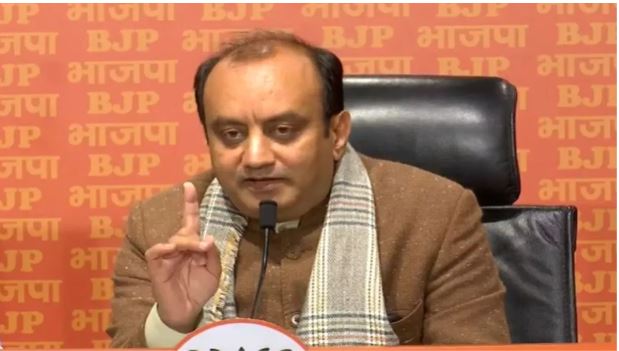 'ये मोहल्ले के चंचल बालक की तरह हैं', ईवीएम को लेकर भाजपा का कांग्रेस पर पलटवार