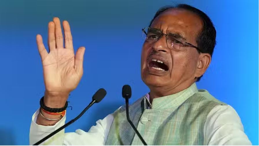झामुमो-कांग्रेस गठबंधन चक्रवात दाना से भी ज्यादा खतरनाक: शिवराज