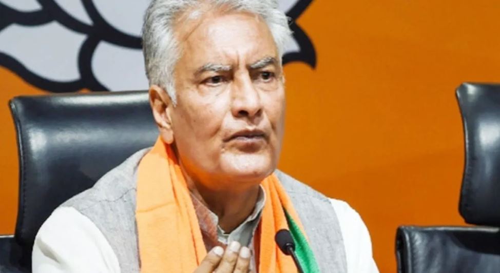 पंजाब में भी बीजेपी की टेंशन बरकरार, इस्तीफा देने के बाद बनाई दूरी