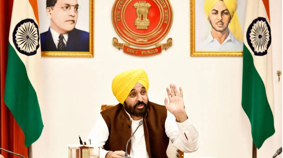 पराली जलाने पर लगेगी रोक, पंजाब सरकार ने शुरू की योजना