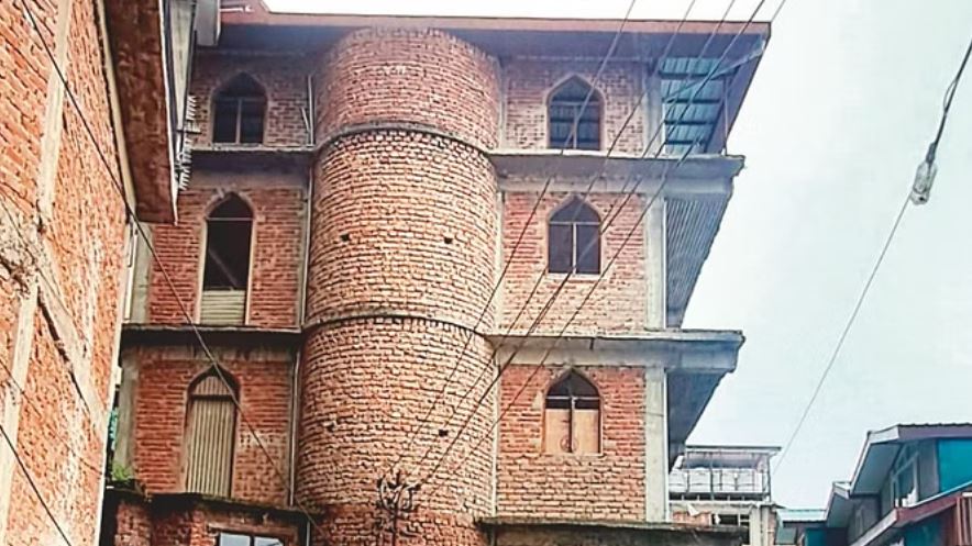 संजौली मस्जिद की तीन मंजिलें अवैध, दो माह के भीतर गिराने के दिए आदेश