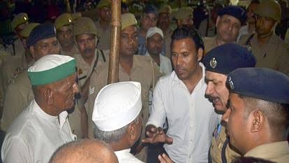 शामली: किसानों ने 35 घंटे बाद हाईवे से जाम खोला