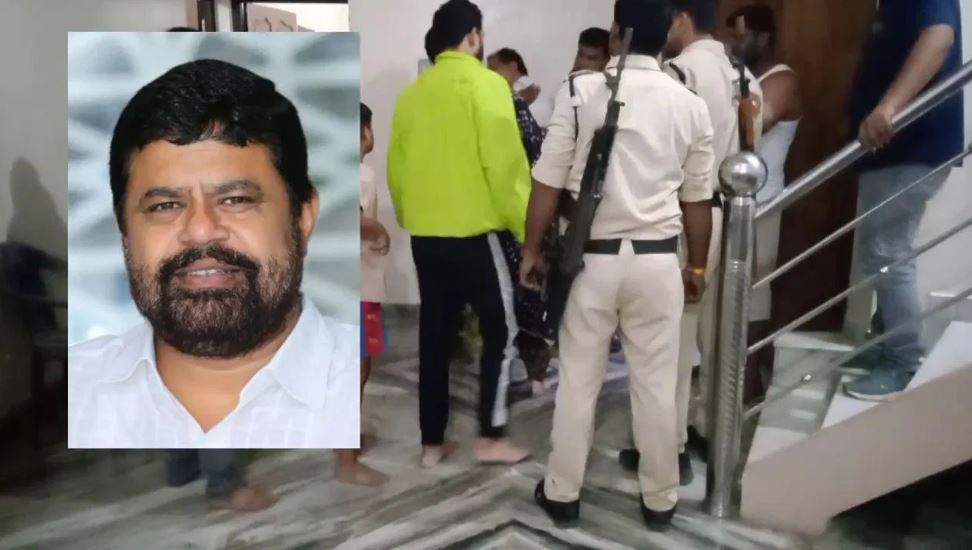 उज्जैन में पूर्व पार्षद की सिर में गोली मारकर हत्या, पत्नी और बेटा ही निकला कातिल
