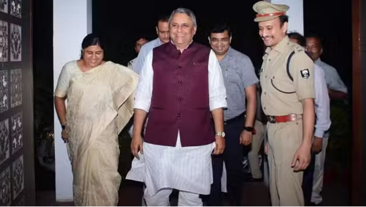 बिहार: सीढ़ी से गिरीं मंत्री लेसी सिंह, आईसीयू में चल रहा इलाज