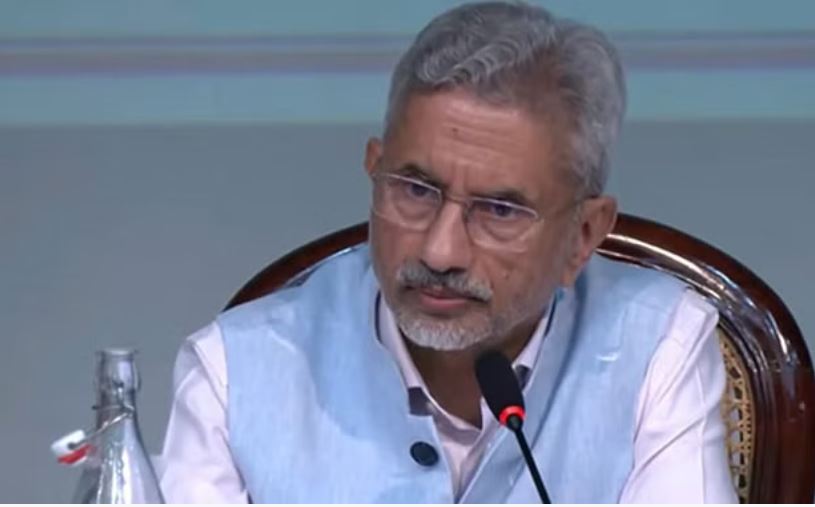 पश्चिम एशिया में जंग के बीच जयशंकर ने की शांति की अपील